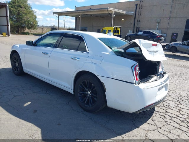 2017 Chrysler 300c მანქანა იყიდება აუქციონზე, vin: 2C3CCAEG3HH570781, აუქციონის ნომერი: 44500554