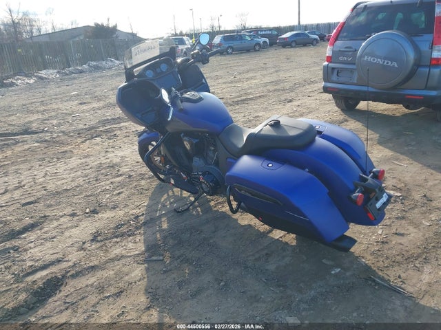 2024 INDIAN MOTORCYCLE CO. CHALLENGER 56KLCCRR4R3431065 Photo 2