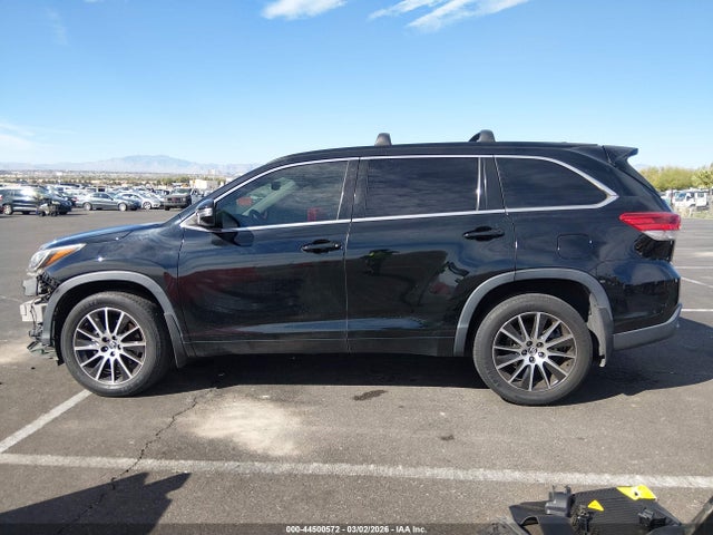 Toyota Highlander Se 2018 5TDJZRFH5JS548554 Image 15