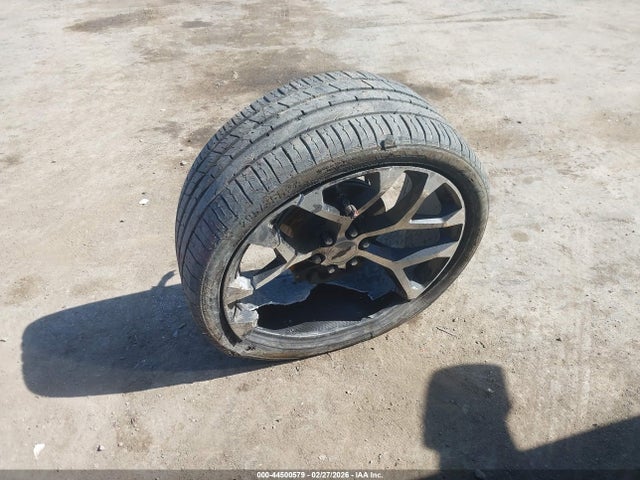 3GCUKREC5HG244057 Chevrolet Silverado 1500 2lt