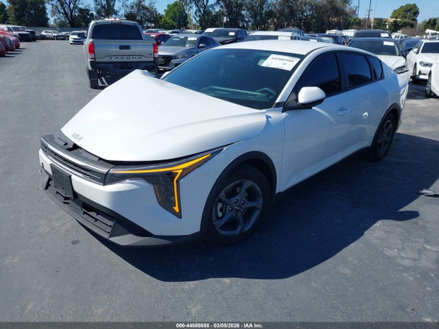 KIA K4 Lxs 2025 3KPFT4DE1SE160980 Image 2