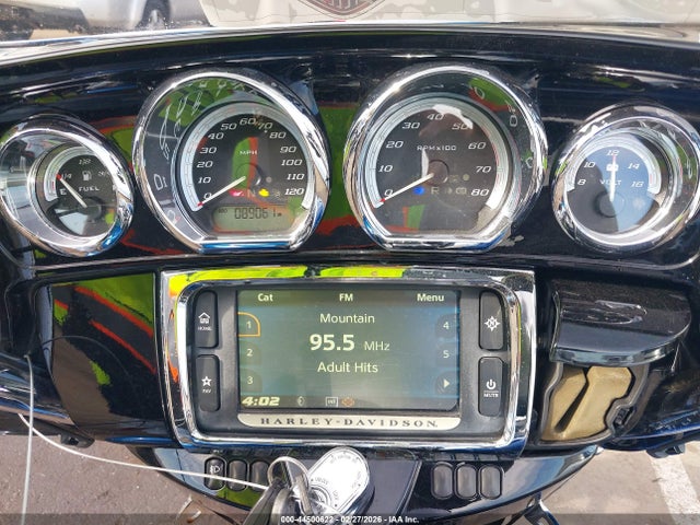 2018 Harley-davidson Flhtk 115th Anniv Ultra Ltd მანქანა იყიდება აუქციონზე, vin: 1HD1KWD14JB641743, აუქციონის ნომერი: 44500622