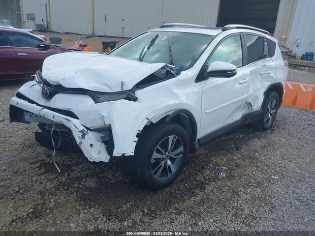 Toyota Rav4 Xle 2017 2T3WFREV7HW347673 Image 2