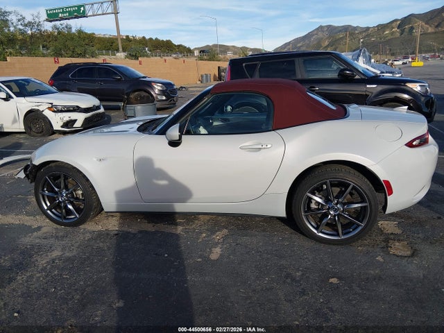 44500656 :رقم المزاد ، JM1NDAD74J0203501 vin ، 2018 Mazda Mx-5 Miata Grand Touring مزاد بيع