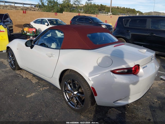 44500656 :رقم المزاد ، JM1NDAD74J0203501 vin ، 2018 Mazda Mx-5 Miata Grand Touring مزاد بيع