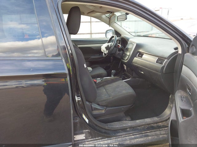 2018 MITSUBISHI OUTLANDER JA4AZ3A3XJJ002820 Photo 4