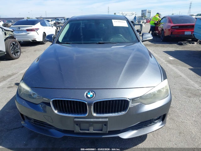 BMW 320i 2015 WBA3B1C56FK138530 Image 12