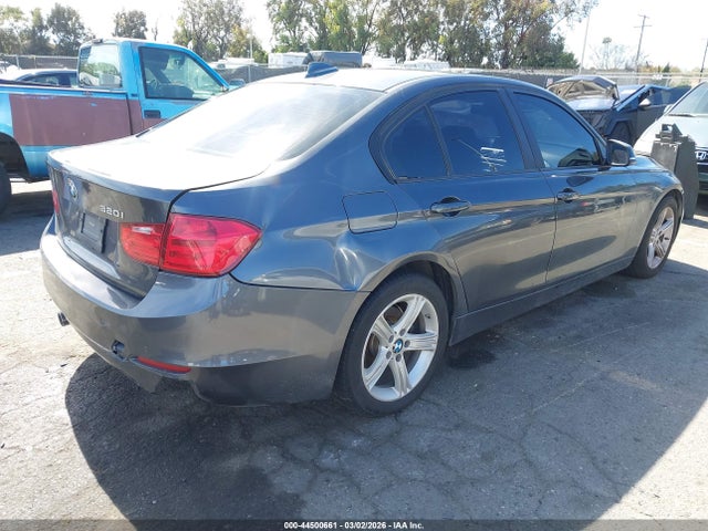 BMW 320i 2015 WBA3B1C56FK138530 Image 4