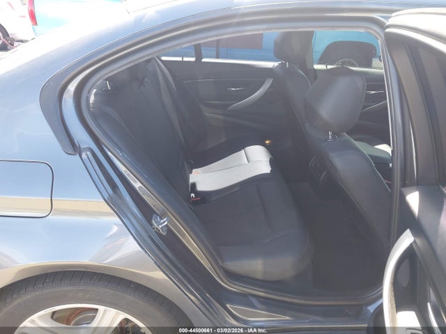 BMW 320i 2015 WBA3B1C56FK138530 Image 8