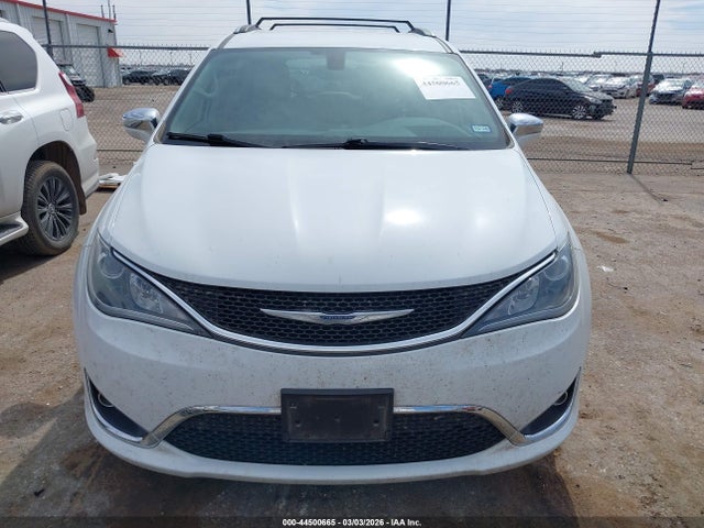 Продажа на аукционе авто 2018 Chrysler Pacifica Limited, vin: 2C4RC1GG0JR105796, номер лота: 44500665