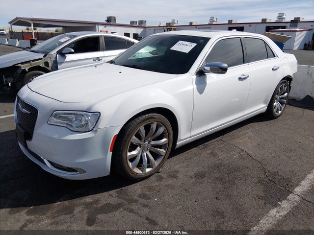 44500673 :رقم المزاد ، 2C3CCAEG9HH645631 vin ، 2017 Chrysler 300c مزاد بيع