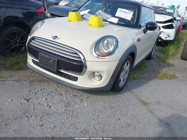 2015 MINI HARDTOP WMWXM5C59FT942723 Photo 1