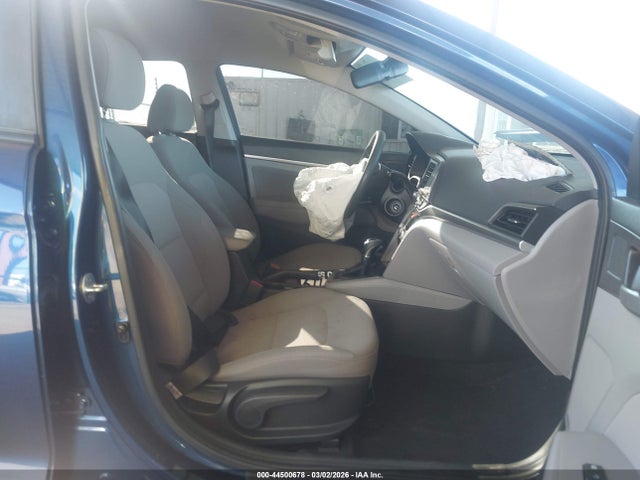 5NPD84LF6LH561635 Hyundai ELANTRA SEL