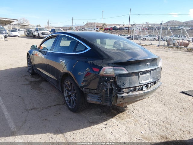 Tesla Model 3 Long Range/performance 2018 5YJ3E1EB6JF077148 Image 3