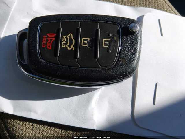 44500682 :رقم المزاد ، 5NPE24AF9HH523333 vin ، 2017 Hyundai Sonata Se مزاد بيع