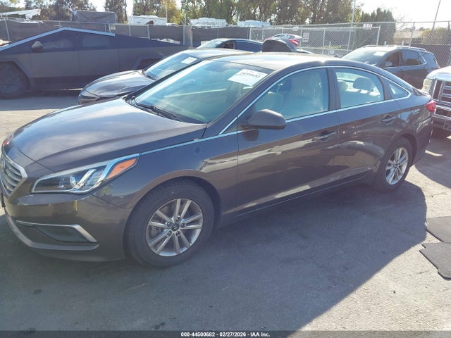 44500682 :رقم المزاد ، 5NPE24AF9HH523333 vin ، 2017 Hyundai Sonata Se مزاد بيع