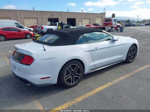 2021 FORD MUSTANG 1FATP8UH3M5104410 Photo 3
