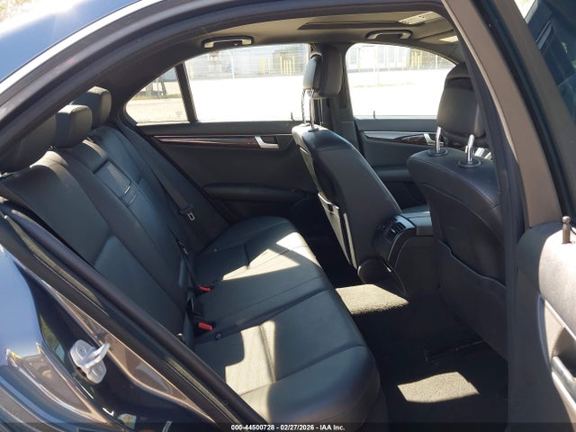 44500728 :رقم المزاد ، WDDGF4HB4EA947690 vin ، 2014 Mercedes-benz C 250 Sport مزاد بيع