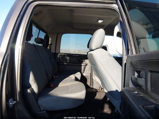 2016 Ram 3500 Tradesman მანქანა იყიდება აუქციონზე, vin: 3C63R3GL4GG246812, აუქციონის ნომერი: 44500740