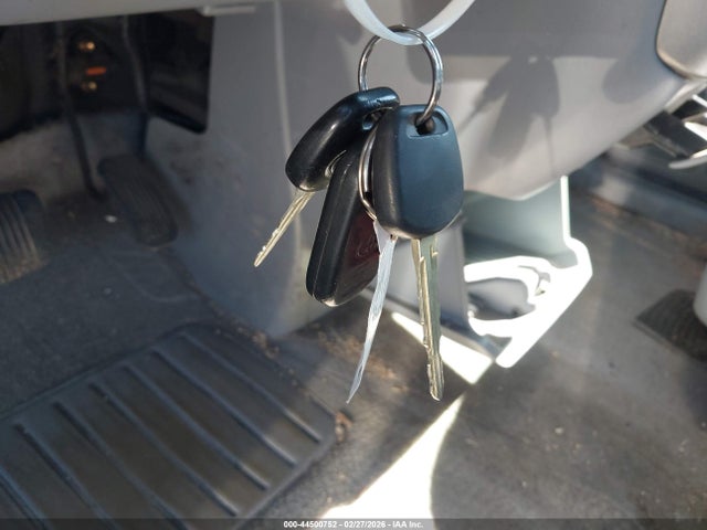 Продажа на аукционе авто 2002 Toyota Sienna Xle, vin: 4T3ZF13C42U451478, номер лота: 44500752