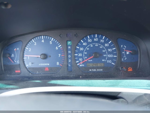 Продажа на аукционе авто 2002 Toyota Sienna Xle, vin: 4T3ZF13C42U451478, номер лота: 44500752