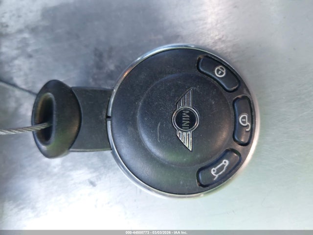 2011 MINI COOPER WMWZN3C51BTZ78216 Photo 10