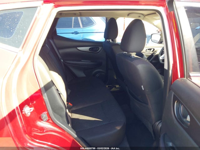 JN1BJ1CP4JW194070 Nissan Rogue Sport S