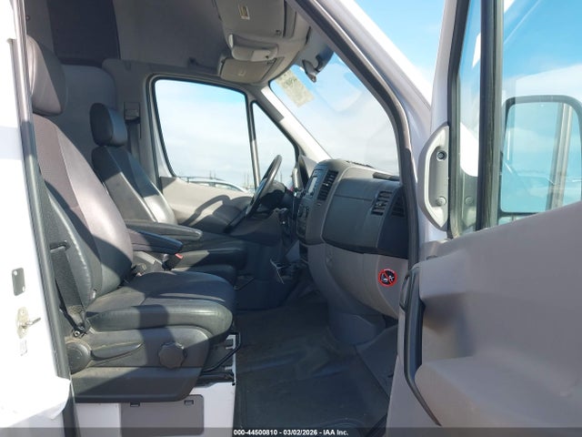 Продаж на аукціоні авто 2016 Mercedes-benz Sprinter 2500 Normal Roof, vin: WD3PE7DD2GP199585, номер лоту: 44500810