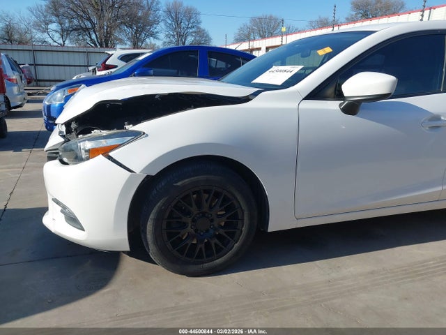 44500844 :رقم المزاد ، 3MZBN1K74HM101851 vin ، 2017 Mazda Mazda3 Sport مزاد بيع