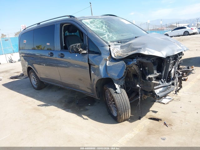 2022 MERCEDES-BENZ METRIS W1WV0FEY4N4159535