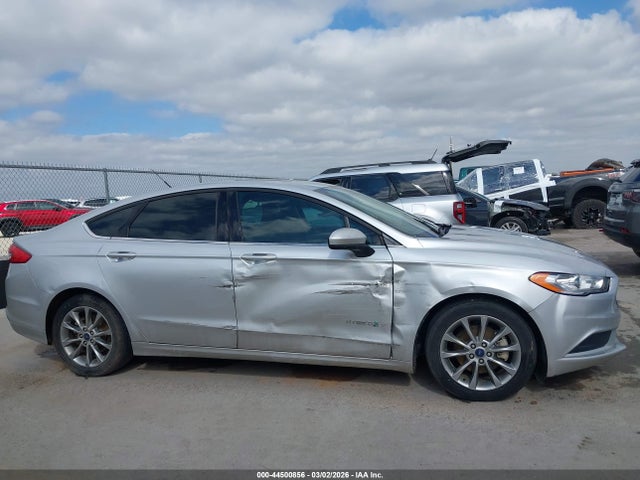 2017 Ford Fusion Hybrid Se მანქანა იყიდება აუქციონზე, vin: 3FA6P0LU2HR336643, აუქციონის ნომერი: 44500856