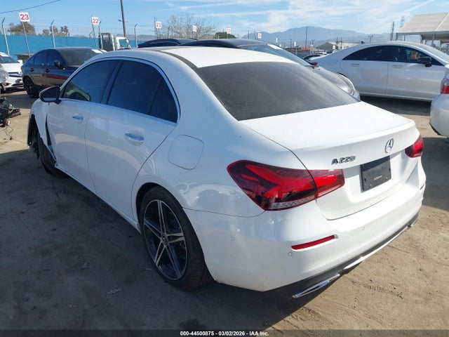 Mercedes-Benz A 220 2020 W1K3G4EB8LJ234417 Image 3