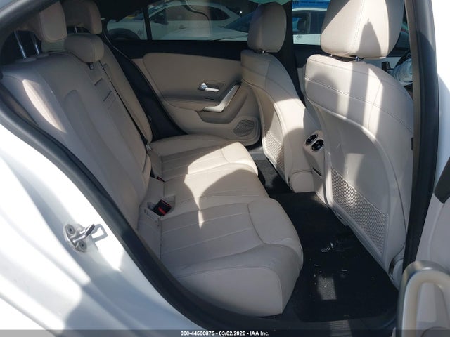 Mercedes-Benz A 220 2020 W1K3G4EB8LJ234417 Image 8