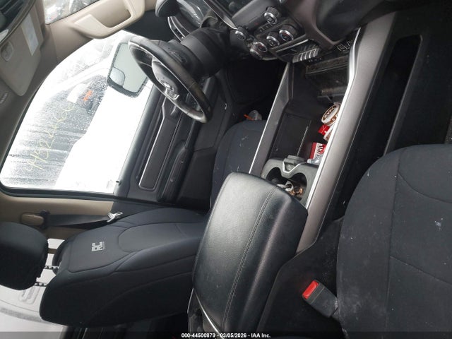 Продажа на аукционе авто 2019 Ram 1500 Big Horn/lone Star  4x4 5'7 Box, vin: 1C6SRFFTXKN564996, номер лота: 44500879