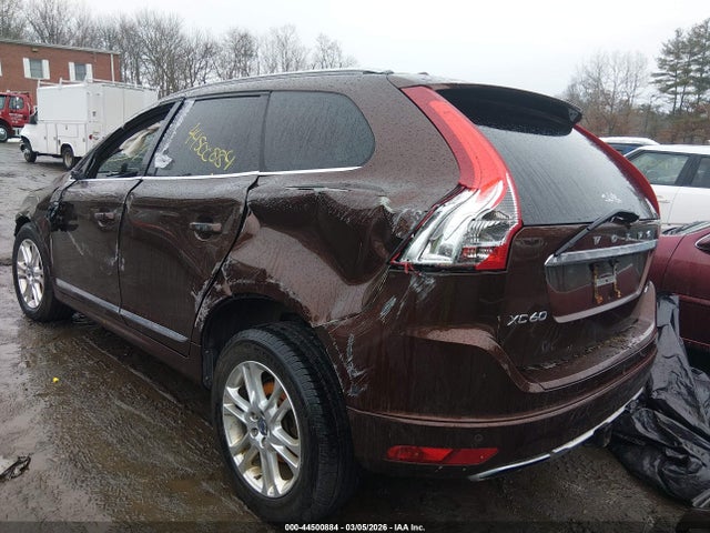 2014 VOLVO XC60 YV4940DZ2E2519757 Photo 2
