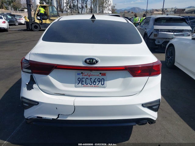 3KPF24AD3ME400189 KIA Forte Lxs