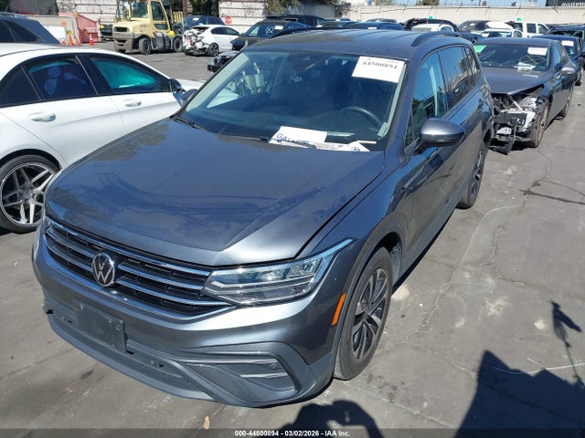2023 VOLKSWAGEN TIGUAN 3VVRB7AX4PM120740 Photo 1