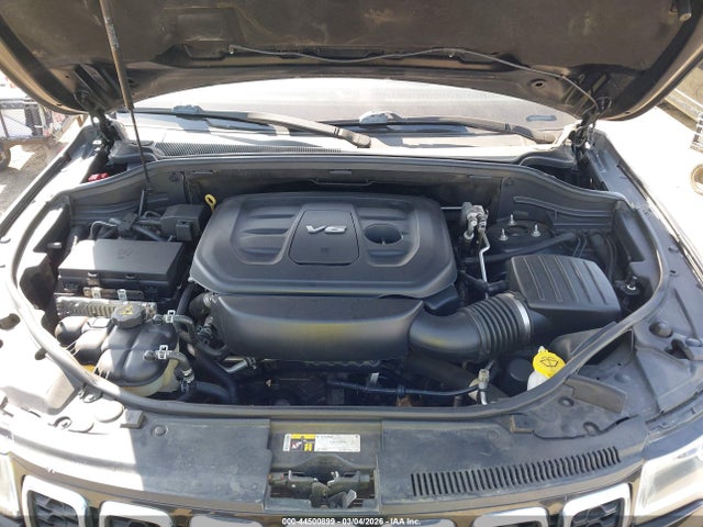 1C4RJEAG5JC450997 Jeep Grand Cherokee Laredo 4x2
