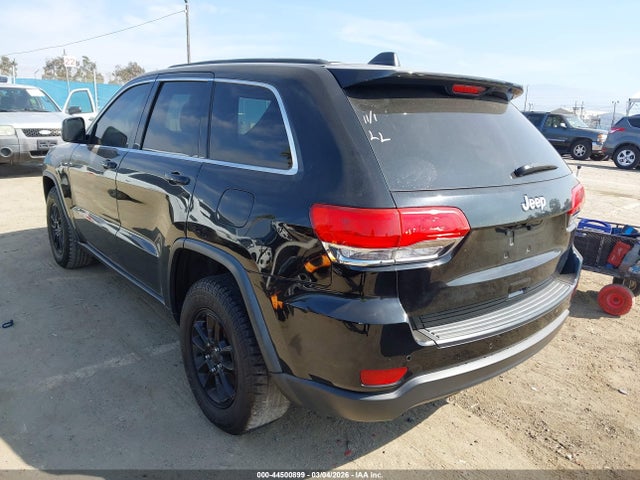 1C4RJEAG5JC450997 Jeep Grand Cherokee Laredo 4x2