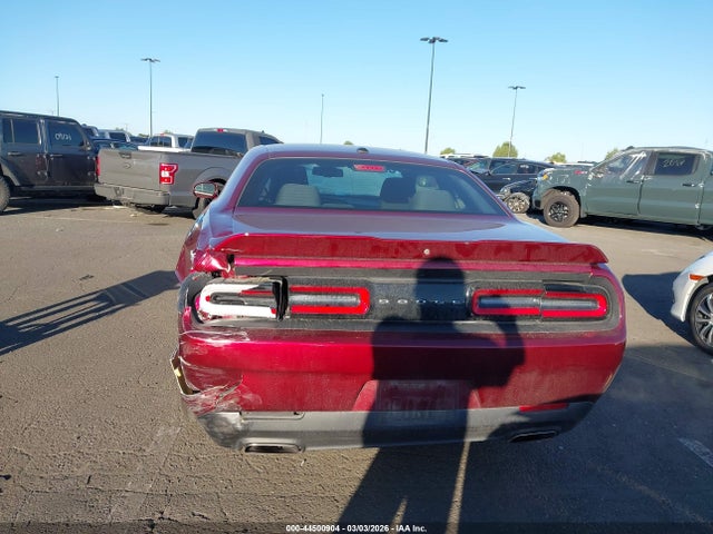 2C3CDZAG2KH750889 Dodge Challenger Sxt