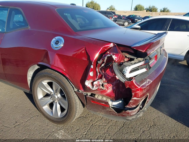 2C3CDZAG2KH750889 Dodge Challenger Sxt