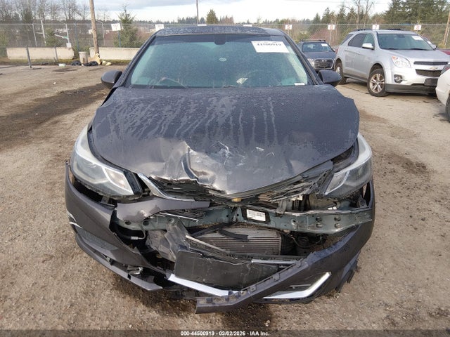 1G1BE5SM1H7204275 Chevrolet Cruze Lt Auto