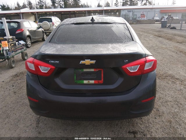 1G1BE5SM1H7204275 Chevrolet Cruze Lt Auto