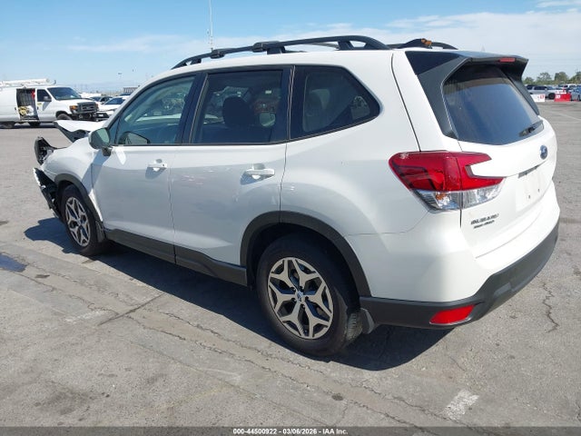 Subaru Forester Premium 2024 JF2SKADC4RH518321 Image 3