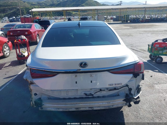 58ABZ1B17KU028209 Lexus ES 350