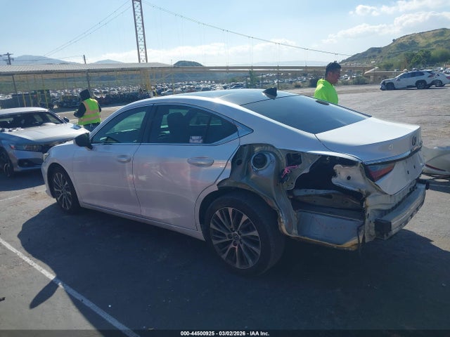 58ABZ1B17KU028209 Lexus ES 350