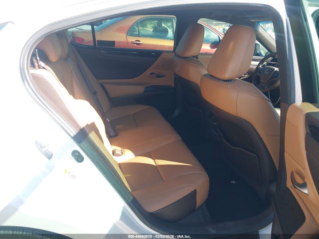 58ABZ1B17KU028209 Lexus ES 350