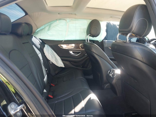 2017 Mercedes-benz C 300 მანქანა იყიდება აუქციონზე, vin: 55SWF4JBXHU186822, აუქციონის ნომერი: 44500955