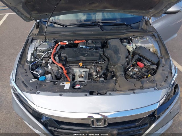Honda Accord Hybrid Touring 2018 1HGCV3F97JA005361 Image 10