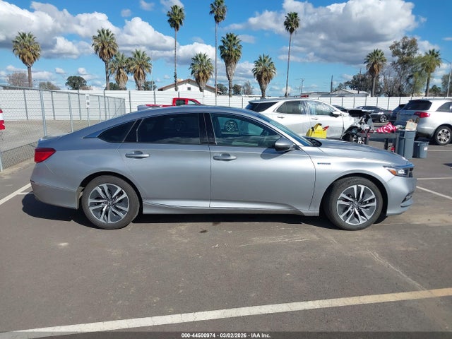 Honda Accord Hybrid Touring 2018 1HGCV3F97JA005361 Image 13